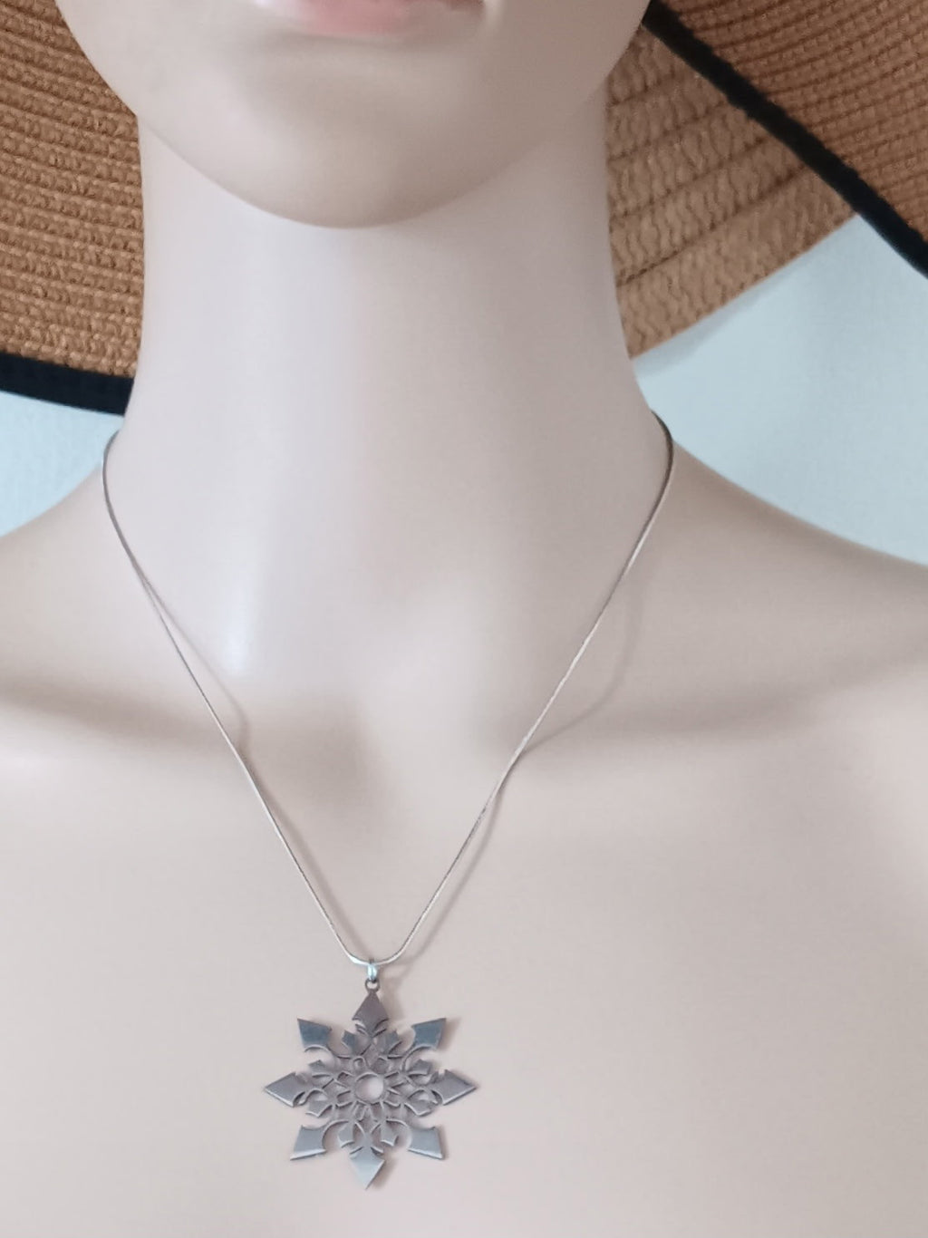 COLLIER EN ACIER INOXYDABLE (WATERPROOF) KOURAYA