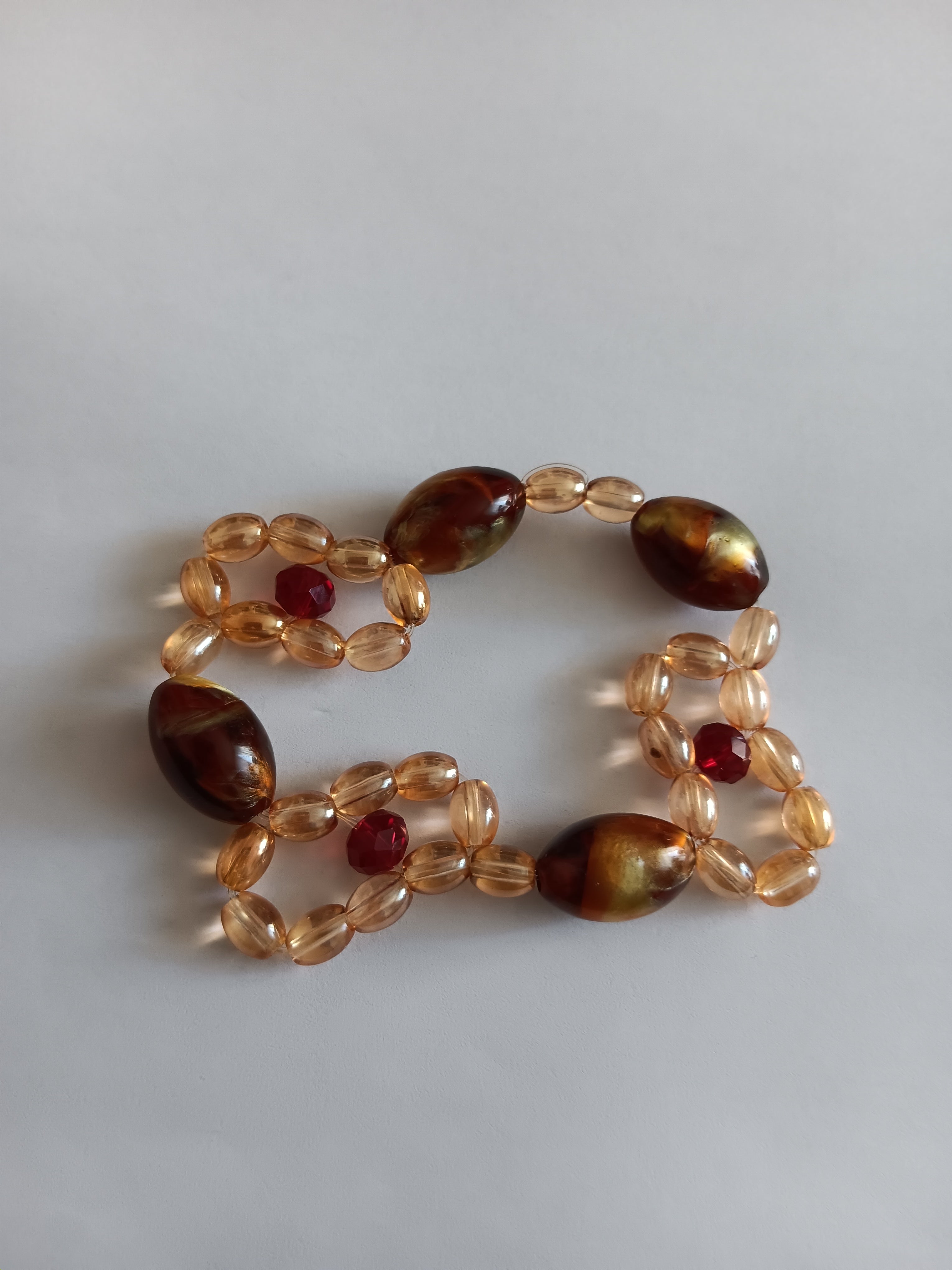 BRACELET EN PERLES ÉLASTIQUE KOURAYA