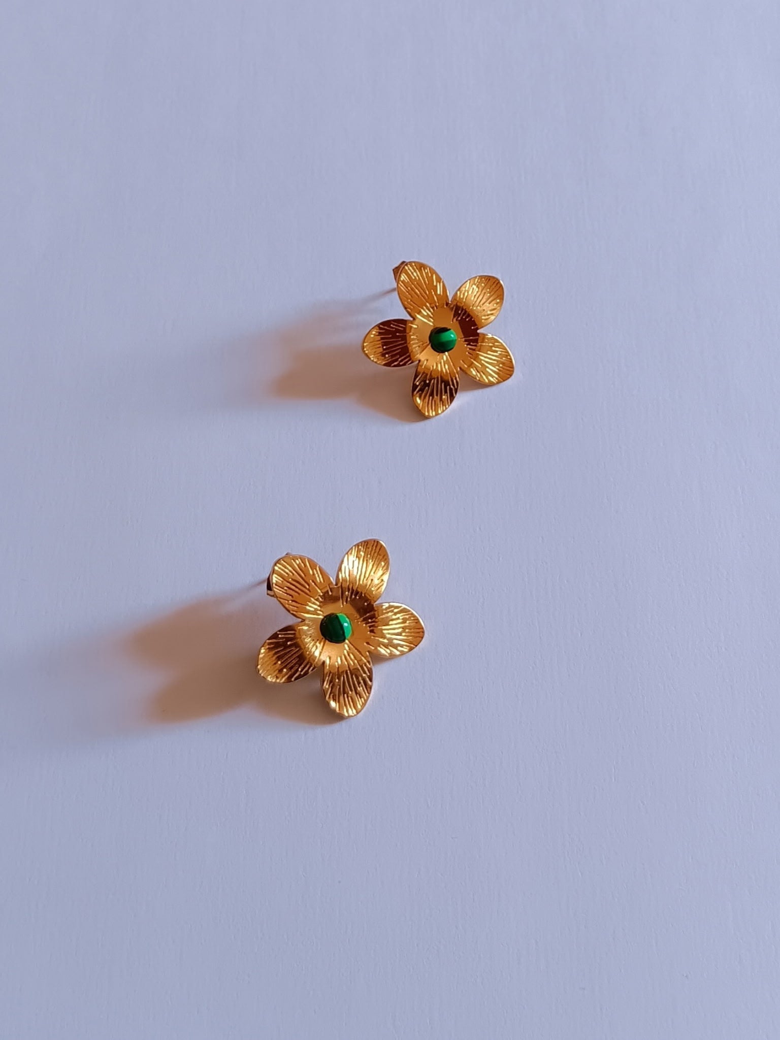 BOUCLES D’OREILLES EN ACIER INOXYDABLE WATERPROOF KOURAYA