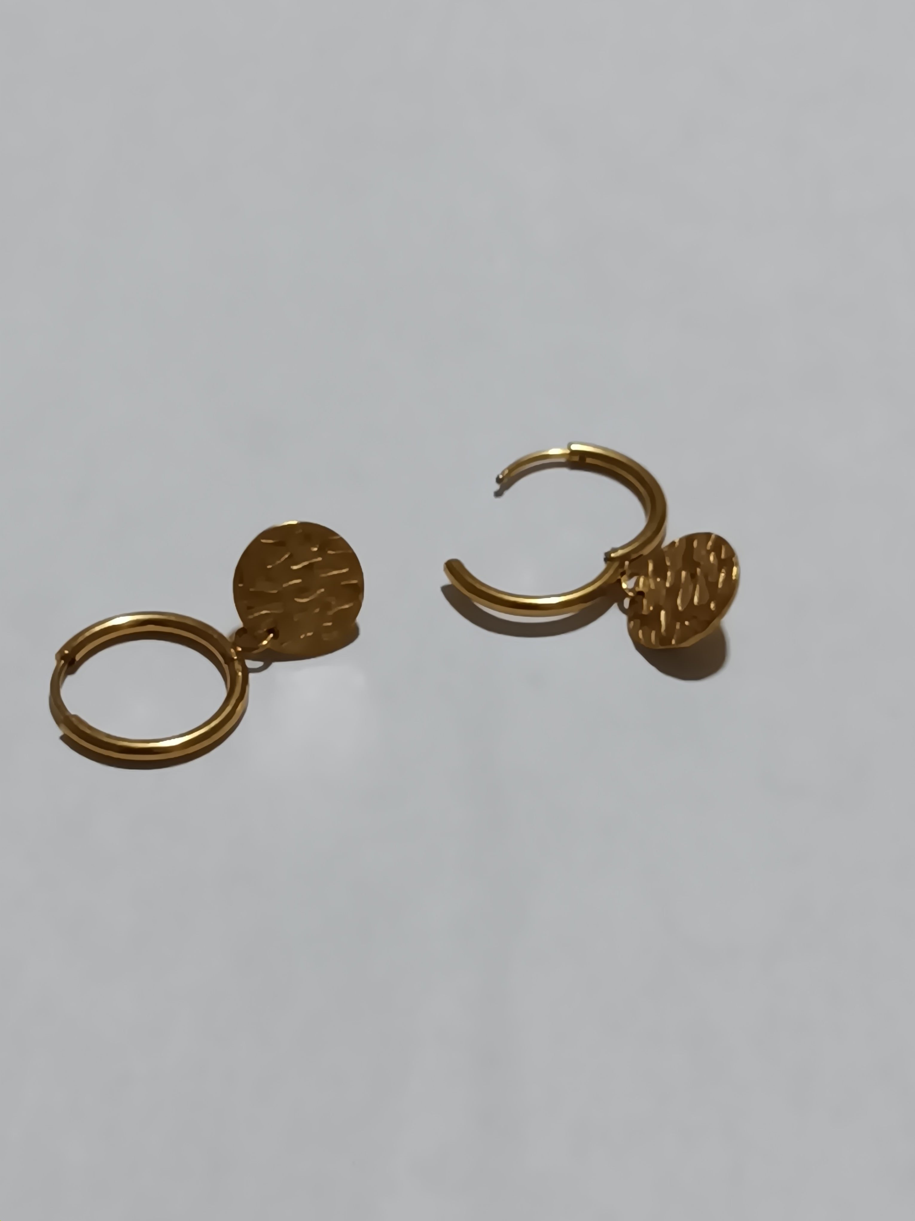 BOUCLES D’OREILLES CRÉOLES EN ACIER INOXYDABLE (waterproof)KOURAYA