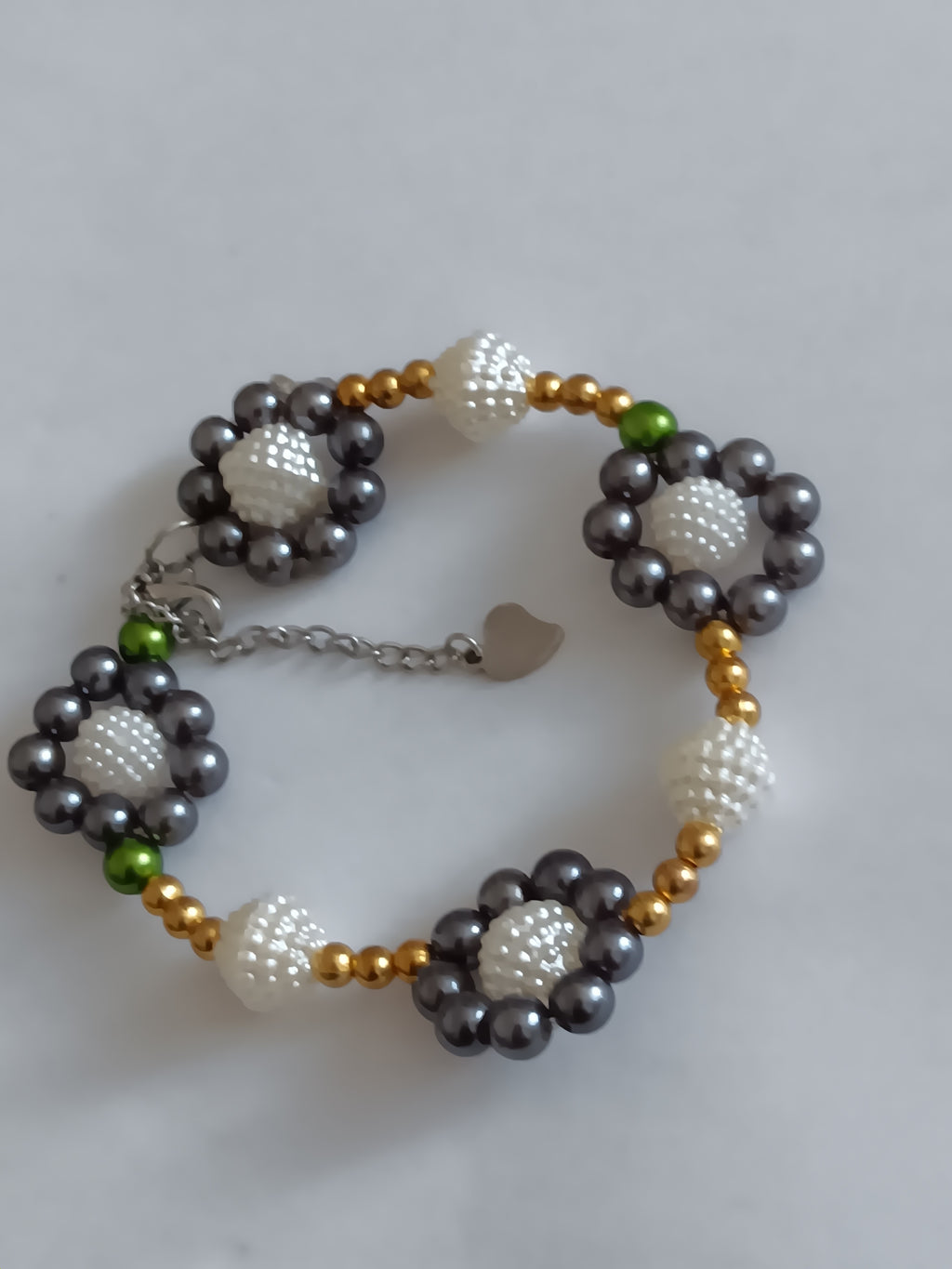 BRACELET EN PERLES ÉLASTIQUE
