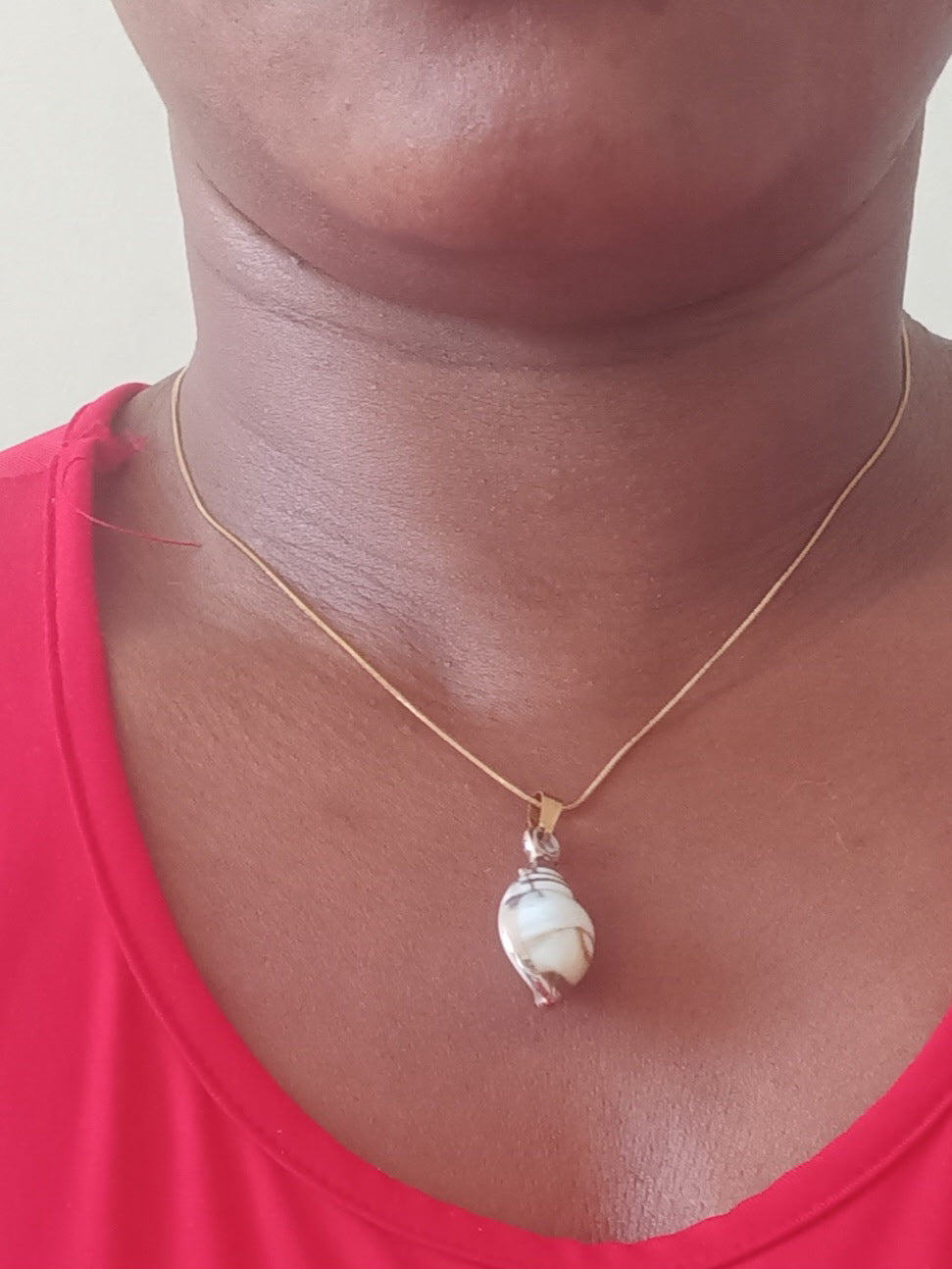 Collier Fin Doré Pendentif Coquillage Bohème Acier Inoxydable Waterproof