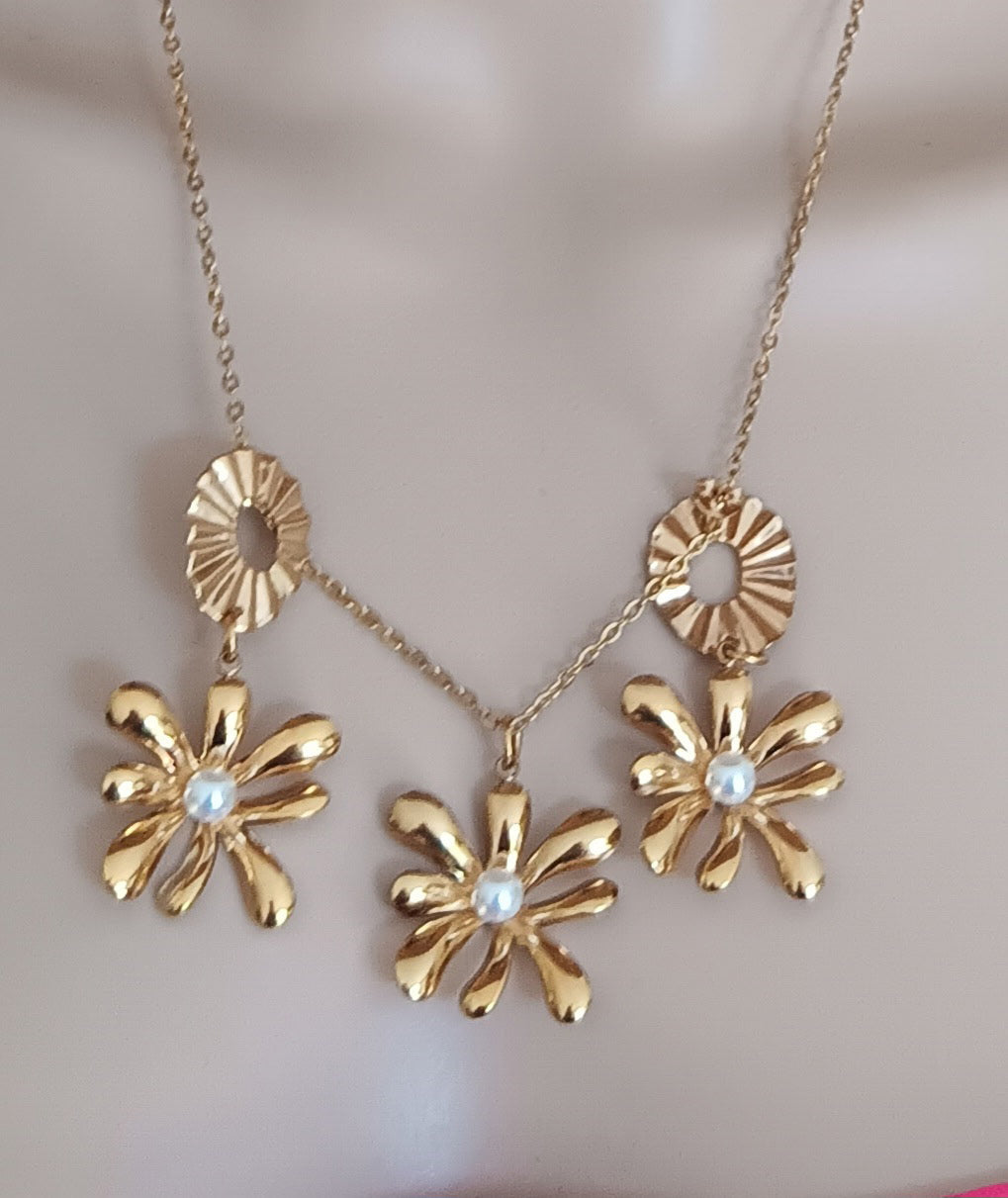 Set 3 Pièces Collier Draperie et Boucles d'Oreilles Pendentifs Fleurs Perle Acier Inoxydable Or 18K