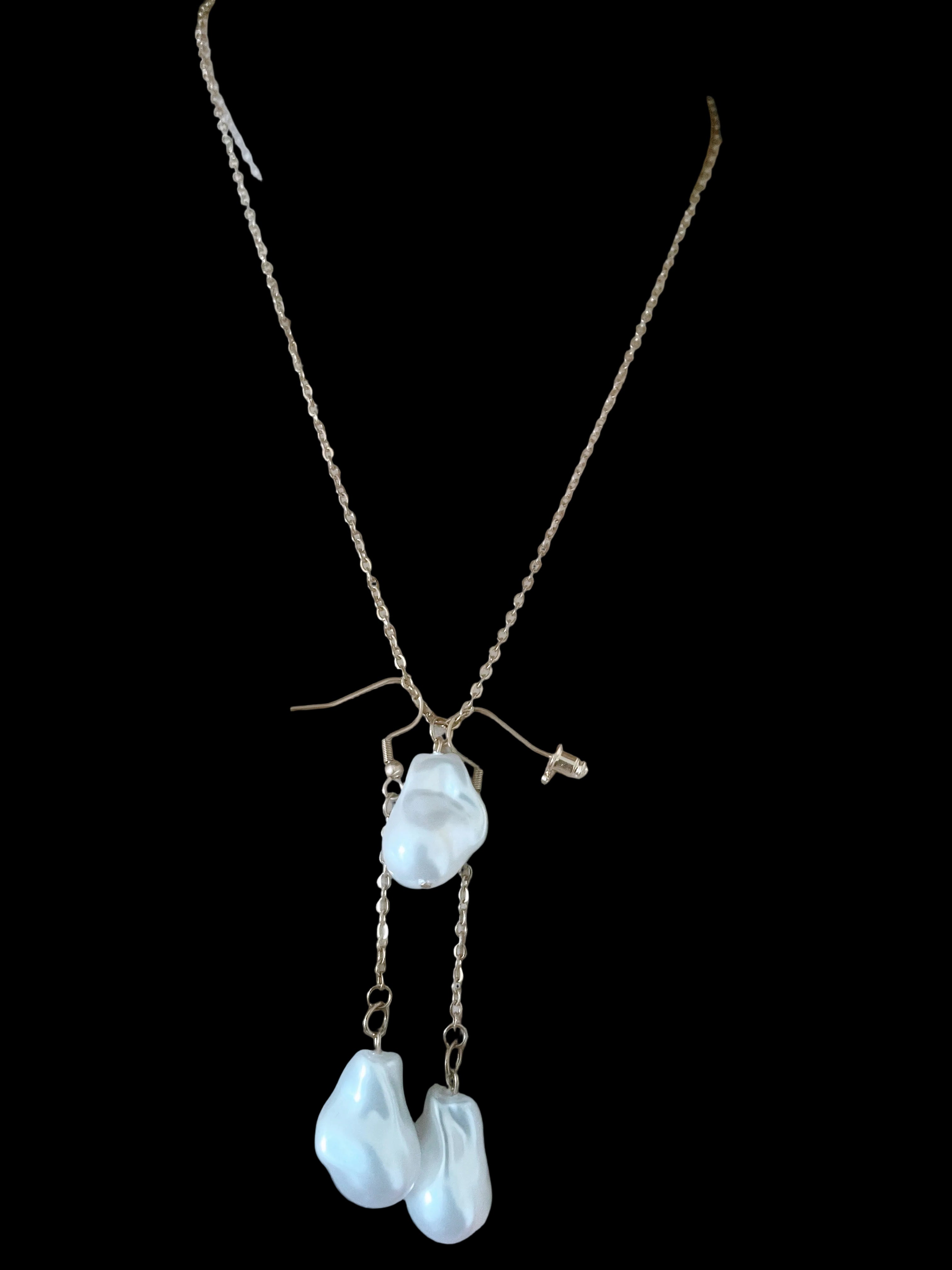BOUCLES D’OREILLES ET COLLIER EN ACIER INOXYDABLE (WATERPROOF) KOURAYA