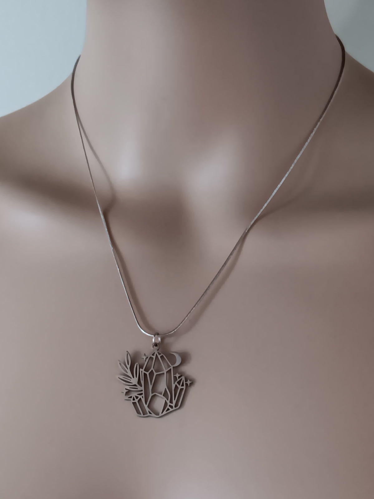 Collier Pendentif Lune et Étoile Vintage Acier Inoxydable