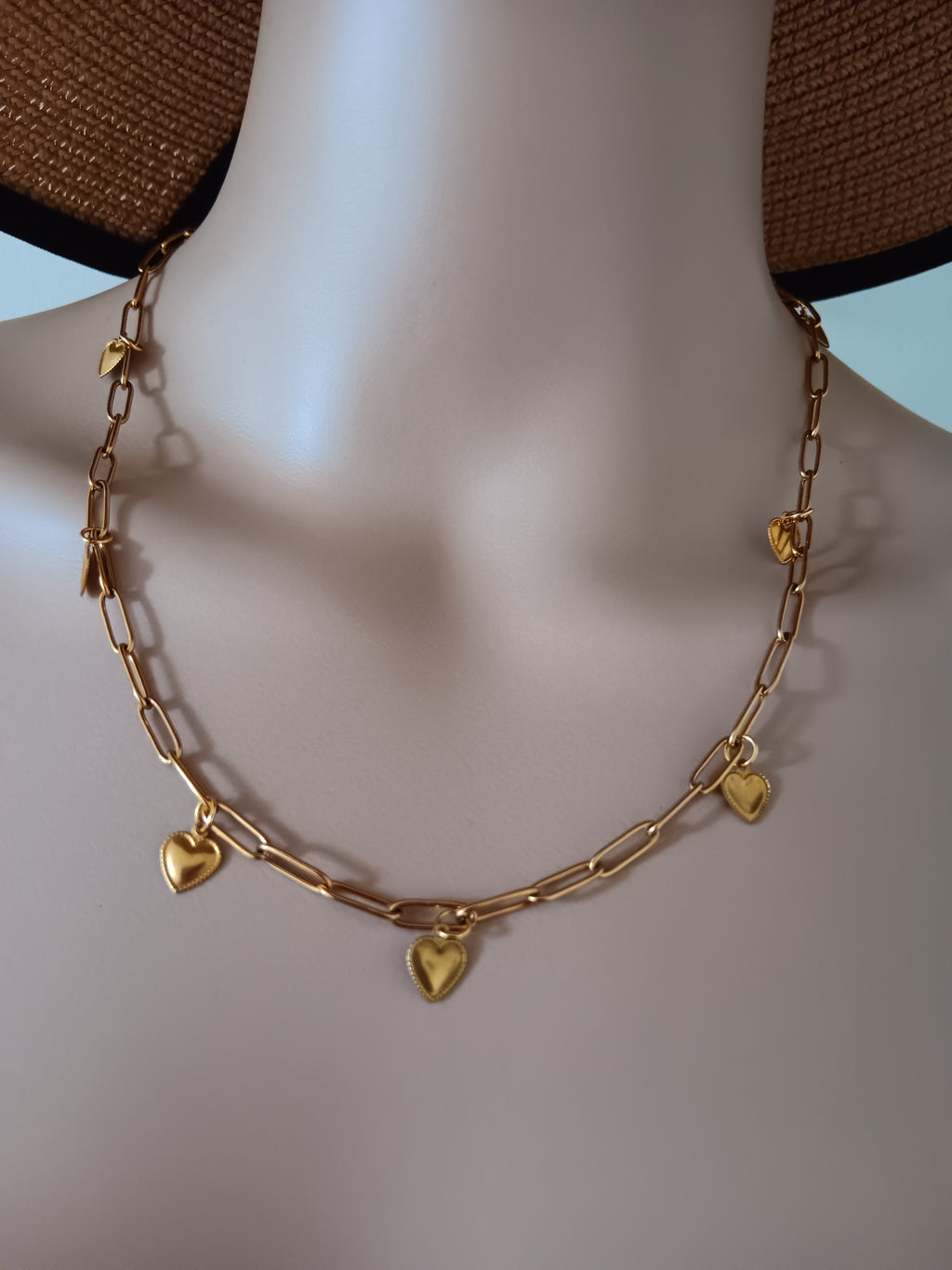 BOUCLES D’OREILLES ET COLLIER EN ACIER INOXYDABLE WATERPROOF (KOURAYA)