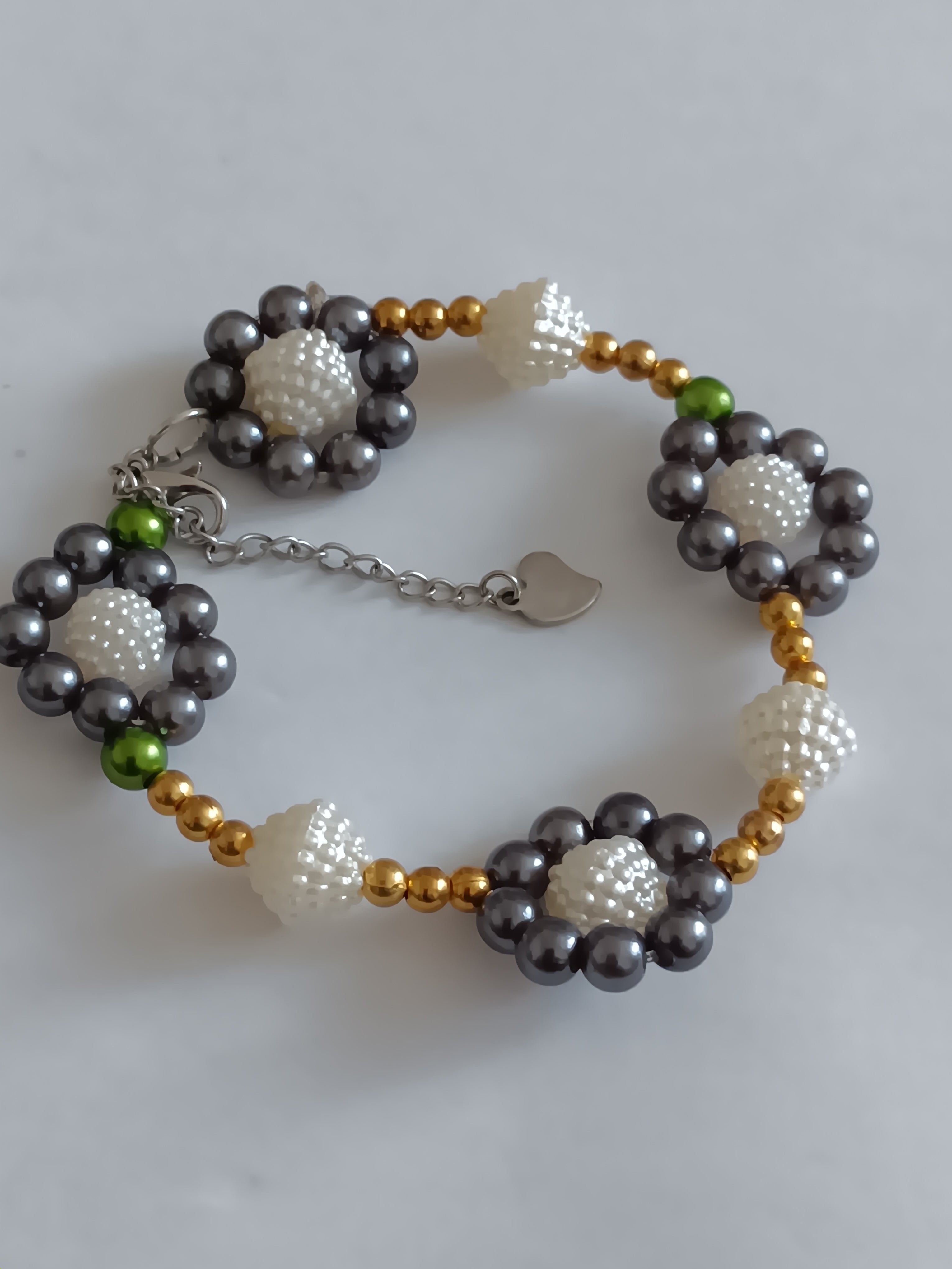 BRACELET EN PERLES ÉLASTIQUE