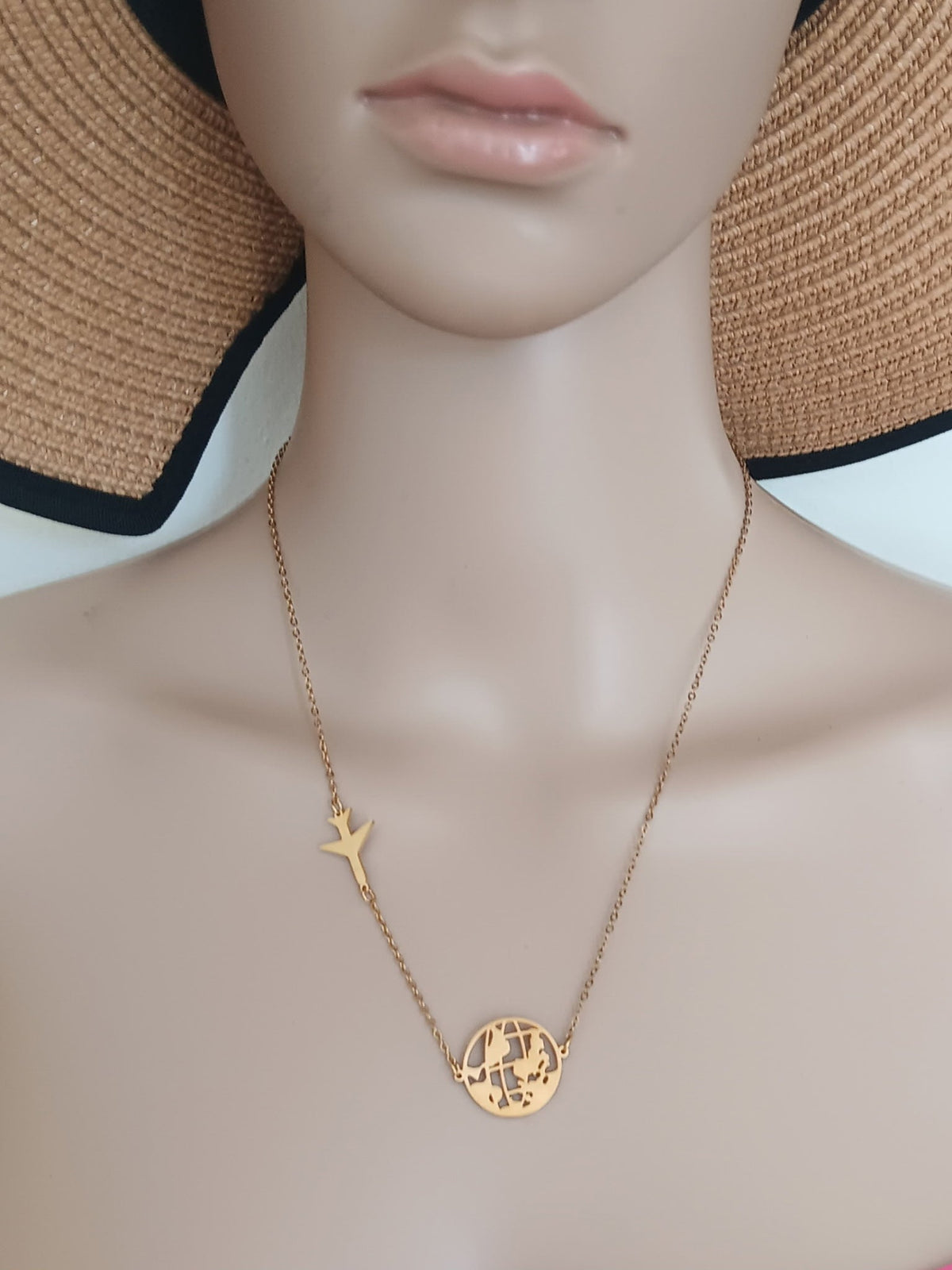 Collier Pendentif Carte du Monde et Avion Acier Inoxydable Waterproof