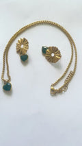 ENSEMBLE DE COLLIER ET BOUCLES D’OREILLES EN ACIER INOXYDABLE(waterproof)
