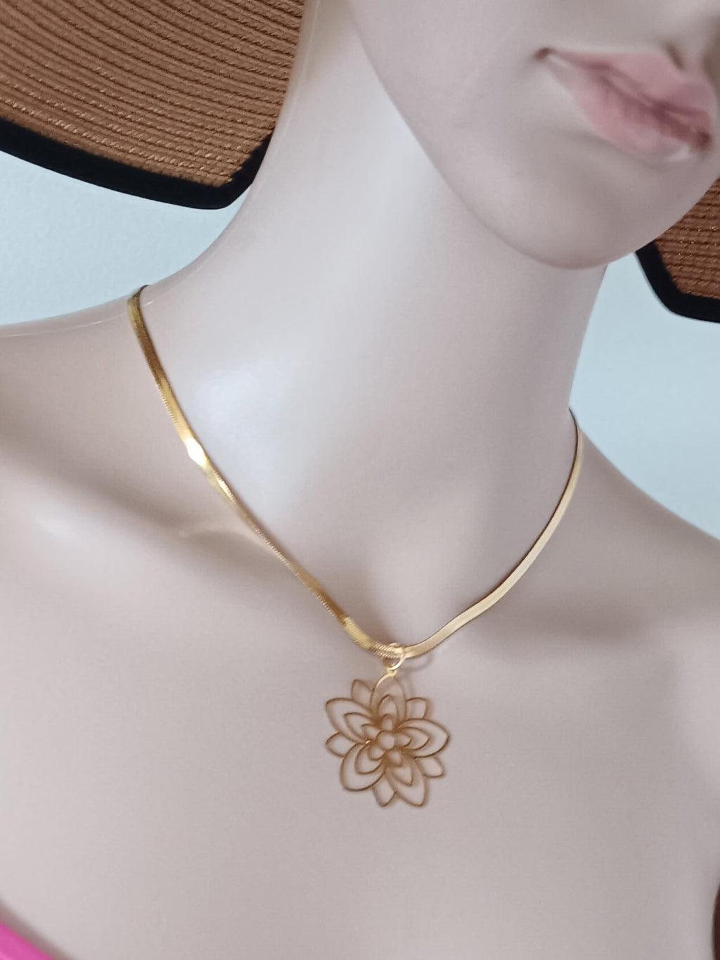 ENSEMBLE COLLIER ET BOUCLES PENDENTIFS CUIVRE ACIER INOXYDABLE WATERPROOF (KOURAYA)