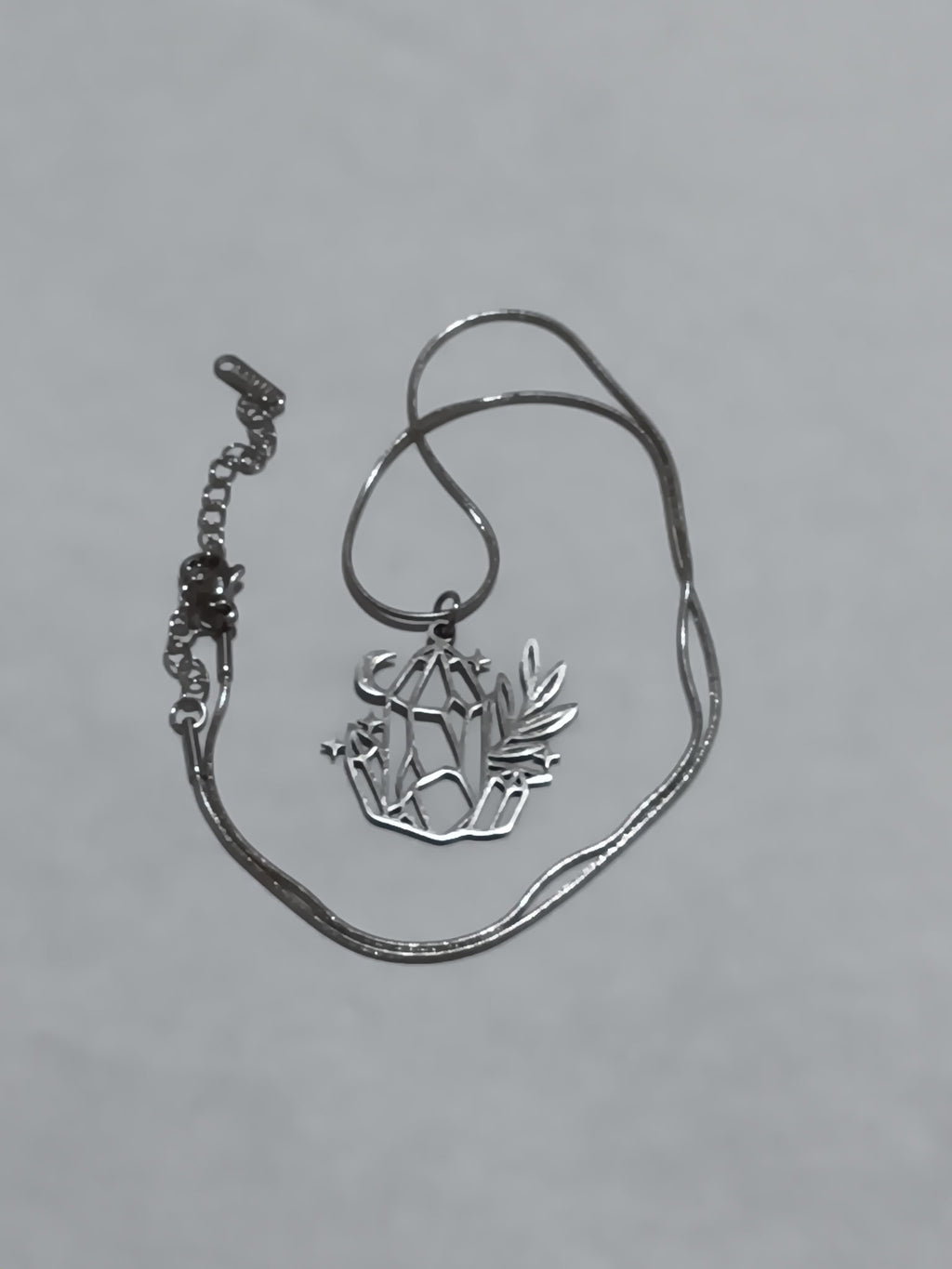 Collier Pendentif Lune et Étoile Vintage Acier Inoxydable