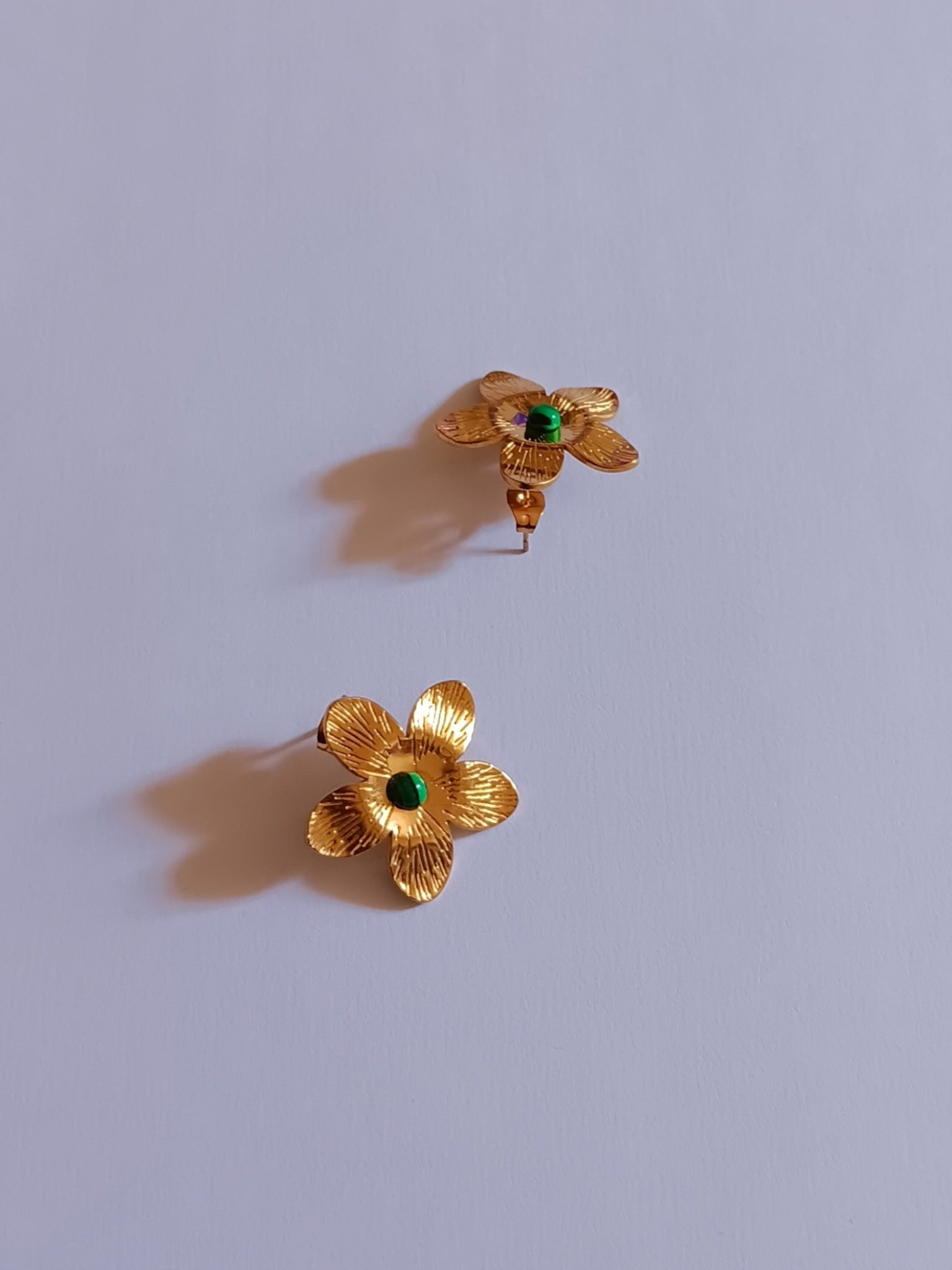 BOUCLES D’OREILLES EN ACIER INOXYDABLE WATERPROOF KOURAYA