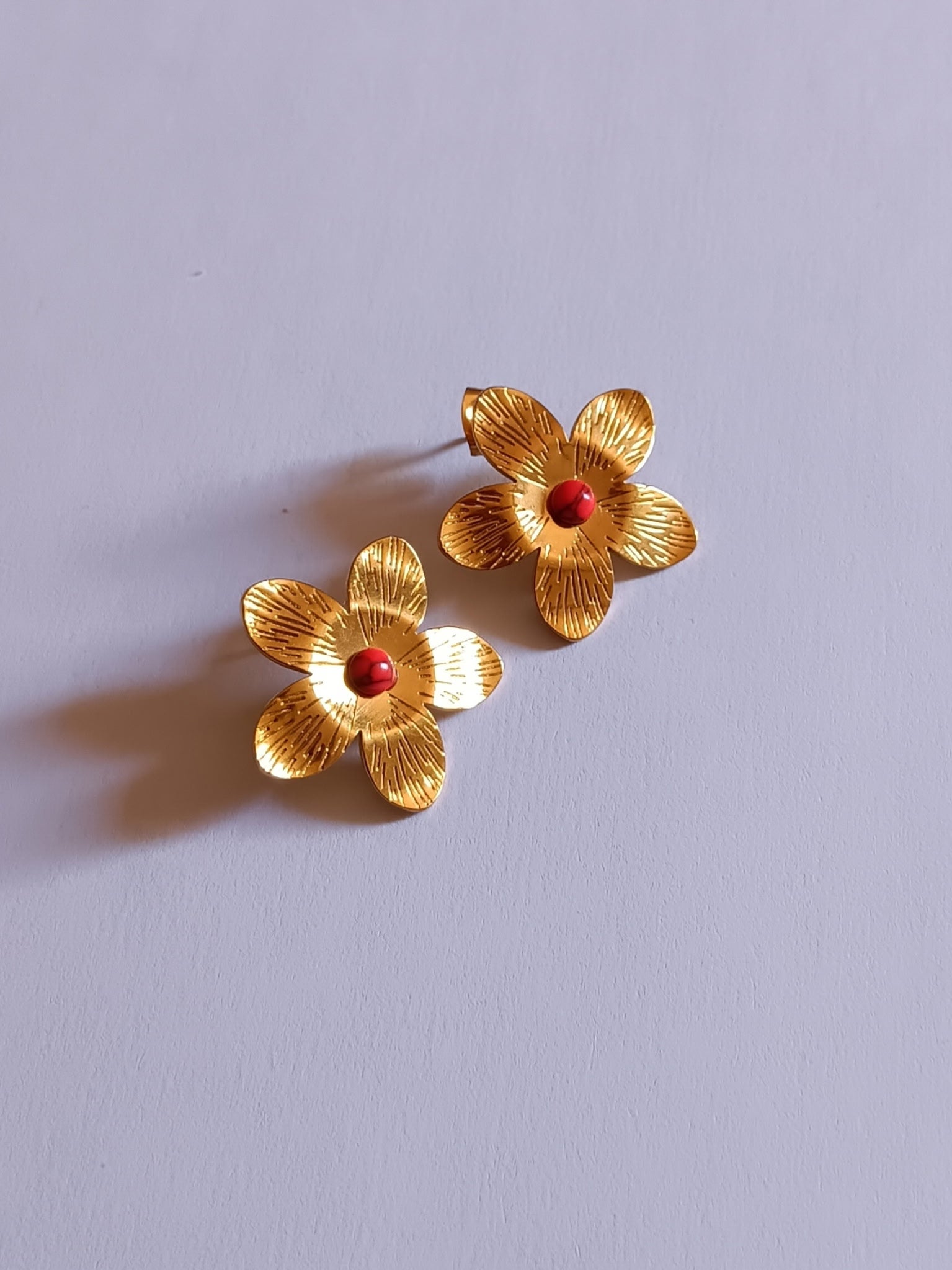 BOUCLES D’OREILLES EN ACIER INOXYDABLE WATERPROOF KOURAYA