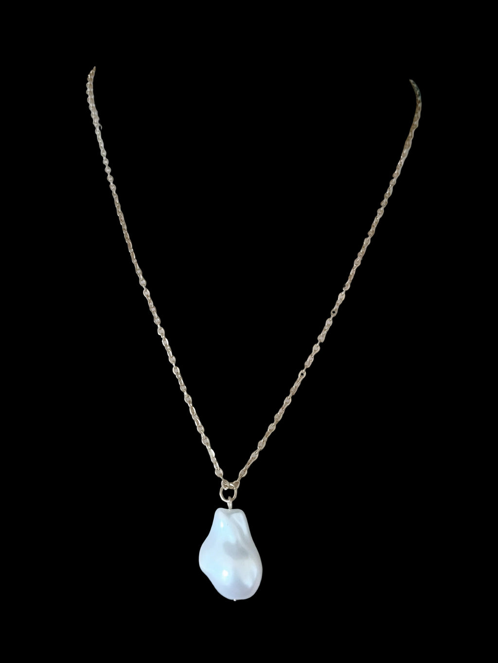 BOUCLES D’OREILLES ET COLLIER EN ACIER INOXYDABLE (WATERPROOF) KOURAYA