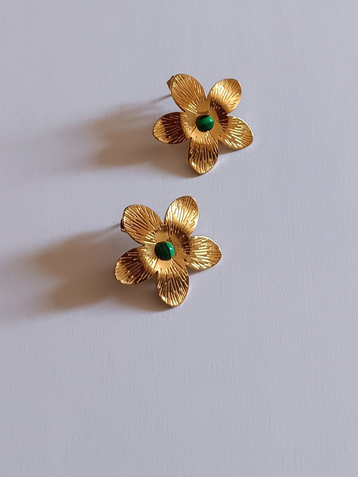 BOUCLES D’OREILLES EN ACIER INOXYDABLE WATERPROOF KOURAYA