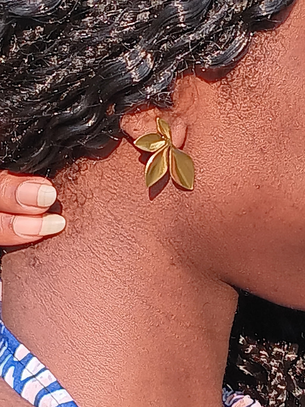 BOUCLES D’OREILLES ÉTOILES EN ACIER INOXYDABLE WATERPROOF (KOURAYA)