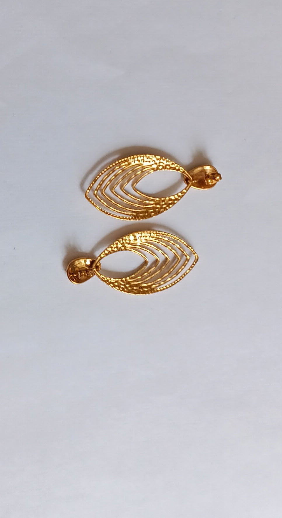 Boucles d'Oreilles Feuilles Dorées Ajourées Acier Inoxydable Waterproof
