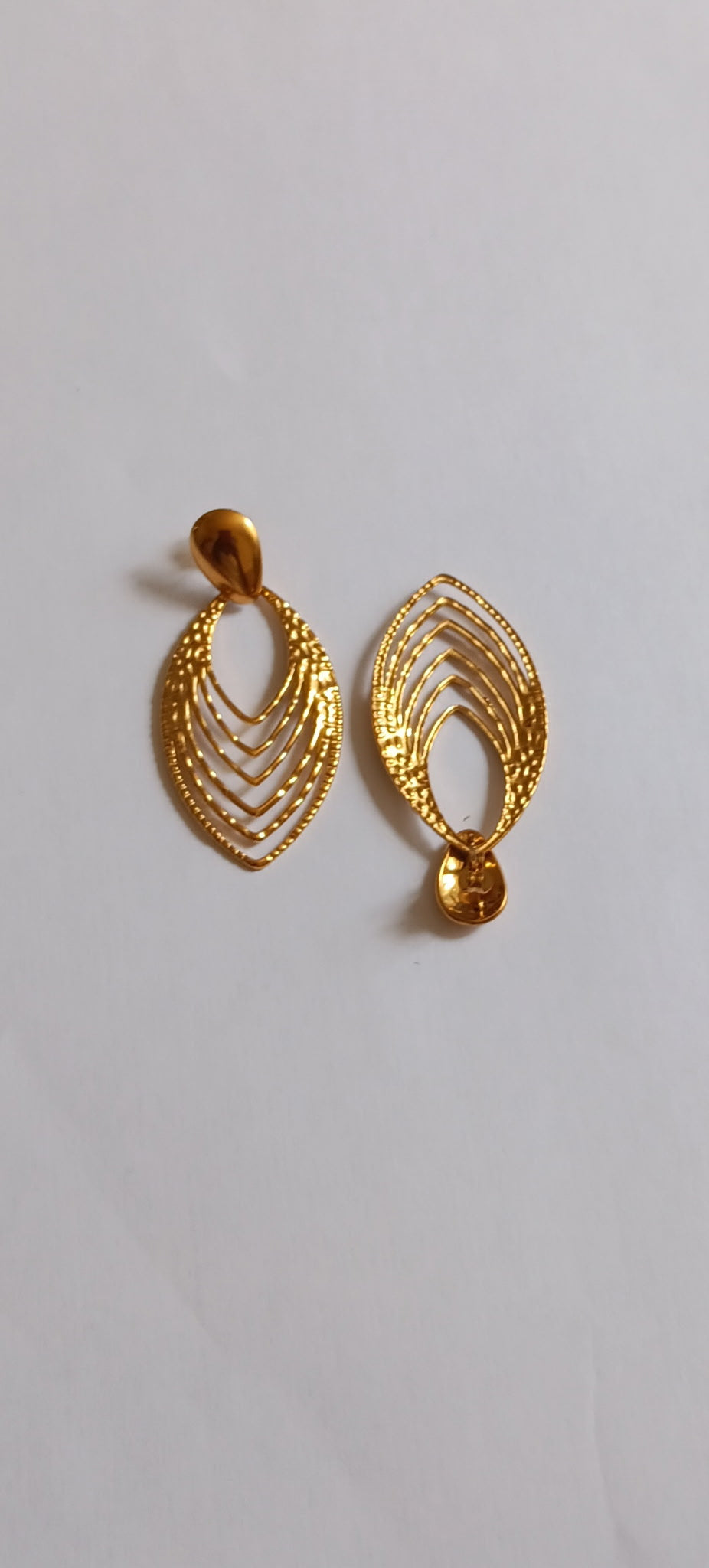 Boucles d'Oreilles Feuilles Dorées Ajourées Acier Inoxydable Waterproof